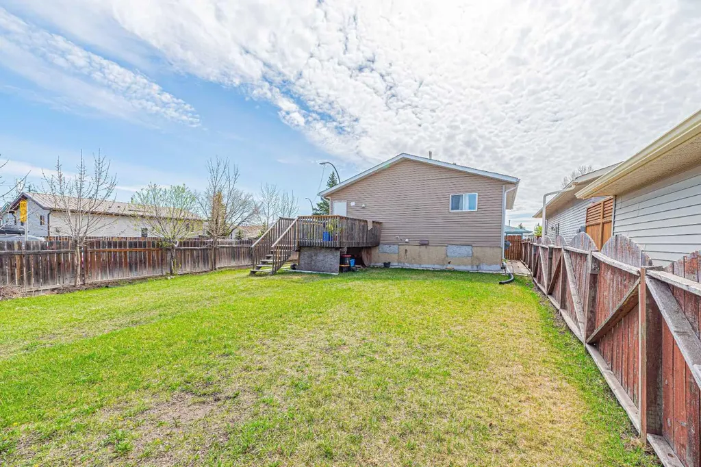 43 Abbercove Road SE Calgary AB T2A 6Z1