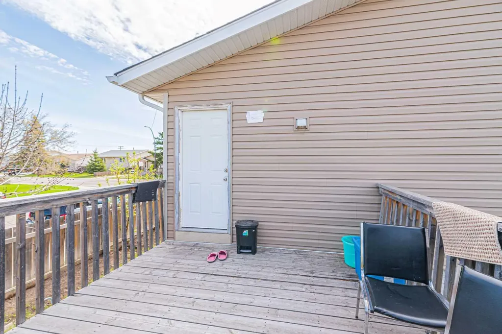 43 Abbercove Road SE Calgary AB T2A 6Z1