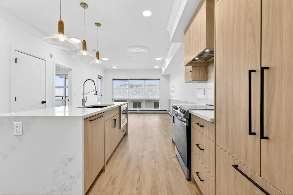 370 Dieppe Drive SW Calgary AB T3E 0E6