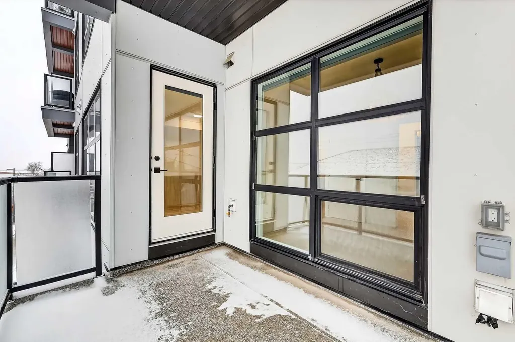 370 Dieppe Drive SW Calgary AB T3E 0E6