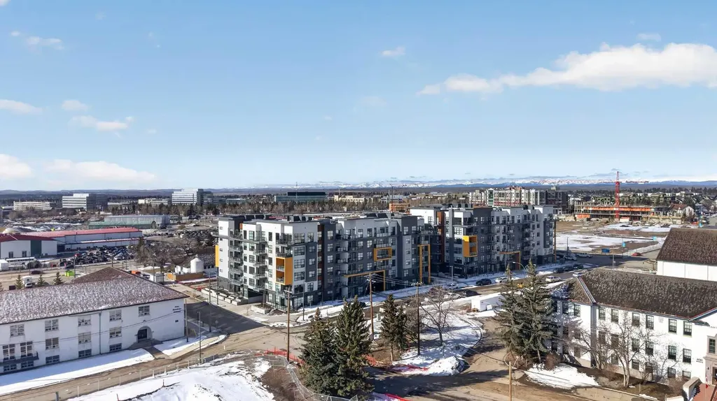 370 Dieppe Drive SW Calgary AB T3E 0E6