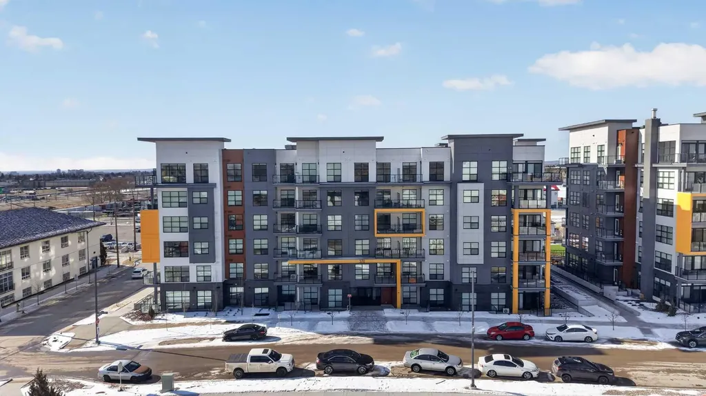 370 Dieppe Drive SW Calgary AB T3E 0E6