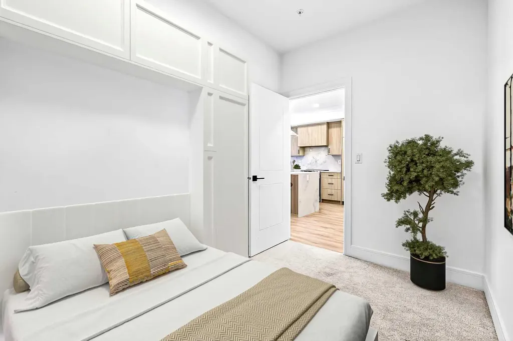 370 Dieppe Drive SW Calgary AB T3E 0E6