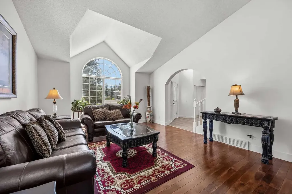 1360 Shawnee Road SW Calgary AB T2Y2T1