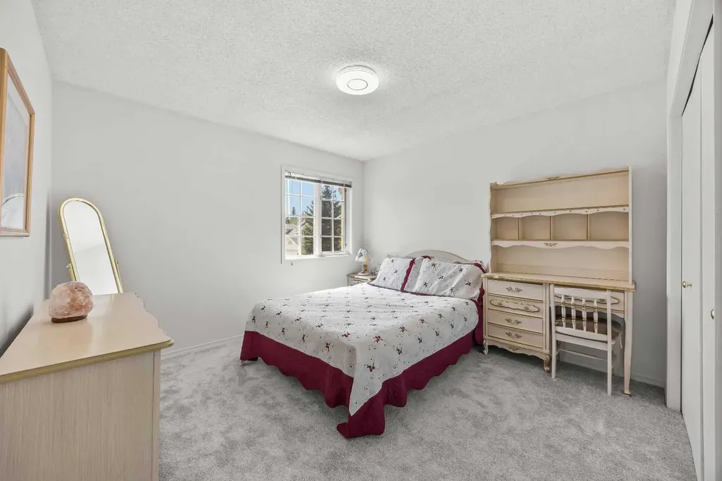 1360 Shawnee Road SW Calgary AB T2Y2T1