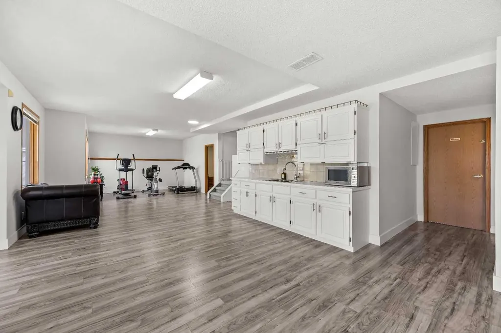 1360 Shawnee Road SW Calgary AB T2Y2T1