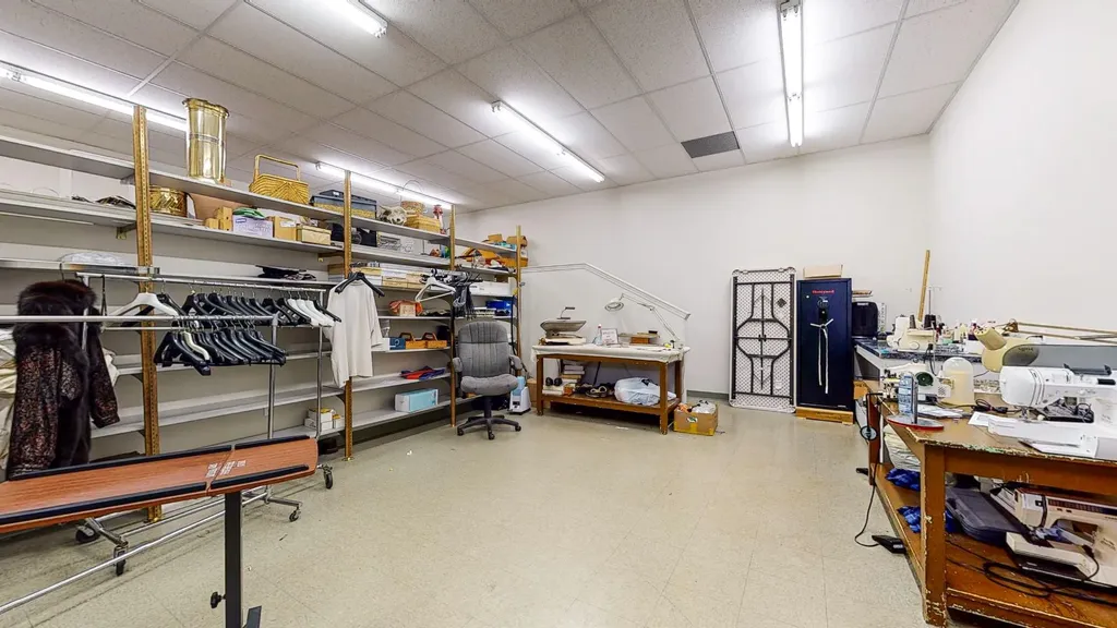649 3 Street SE Medicine Hat AB T1A 0H4