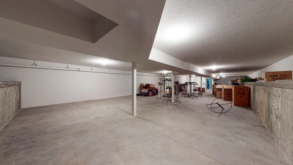 649 3 Street SE Medicine Hat AB T1A 0H4