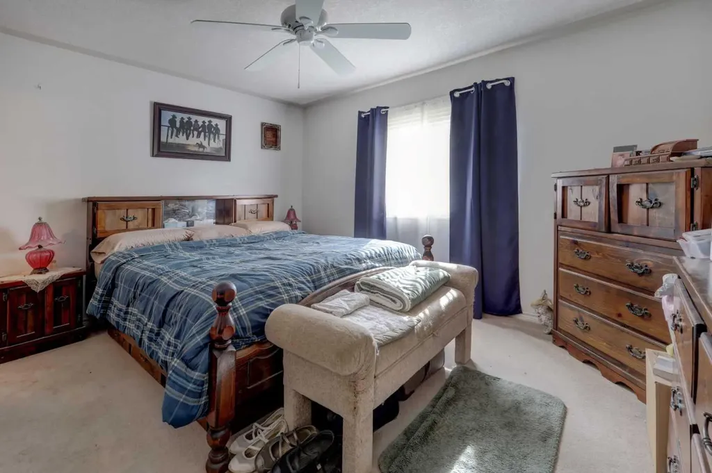 301 9 Street Beiseker AB T0M 0G0