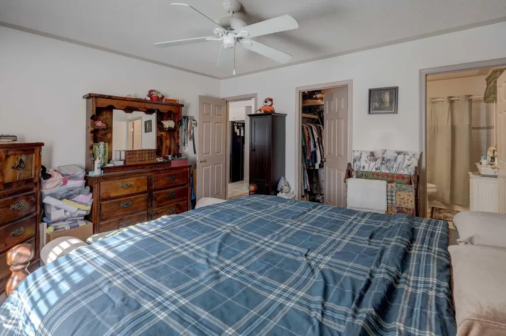 301 9 Street Beiseker AB T0M 0G0