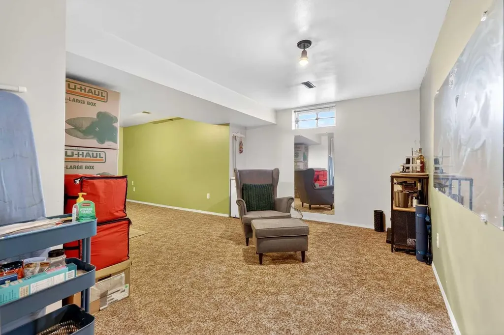 4769 Hubalta Road SE Calgary AB T2B 2N9