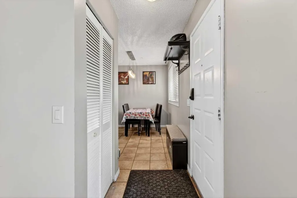 4769 Hubalta Road SE Calgary AB T2B 2N9