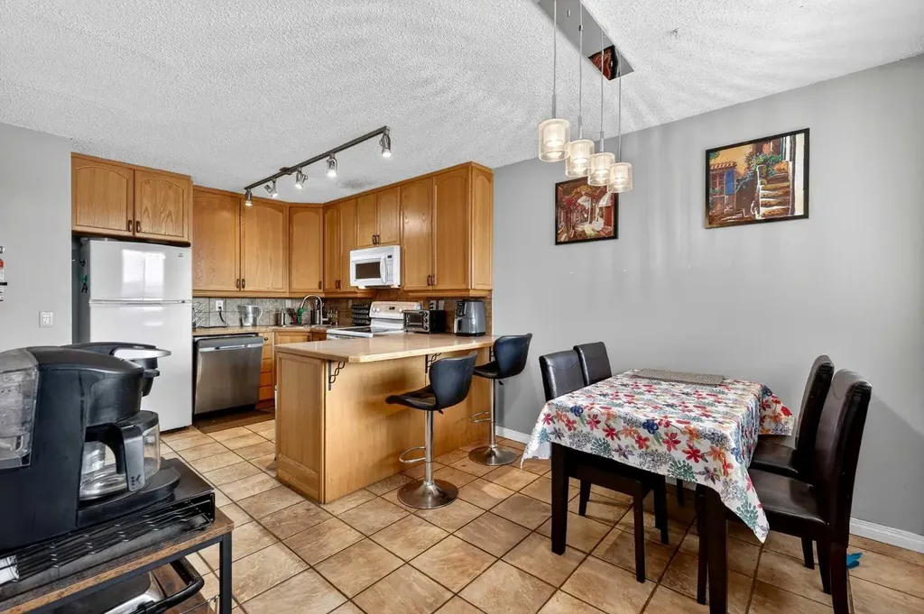 4769 Hubalta Road SE Calgary AB T2B 2N9