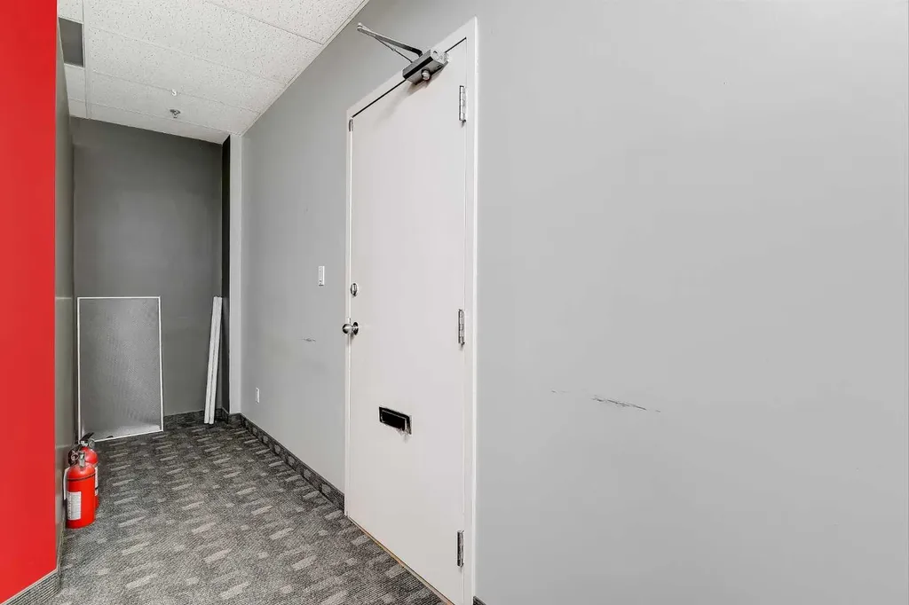 10006 101 Avenue Grande Prairie AB T8V0Y1
