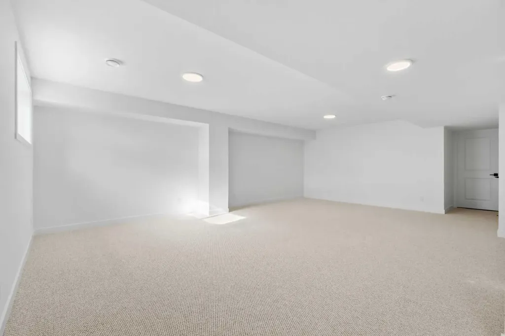 75 Eston Lane SE Calgary AB T2A 0M8