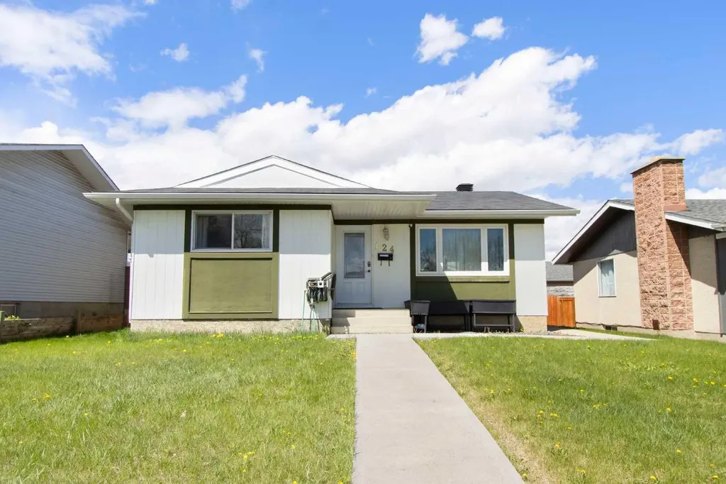 124 Maitland Drive NE Calgary AB T2A 5A5