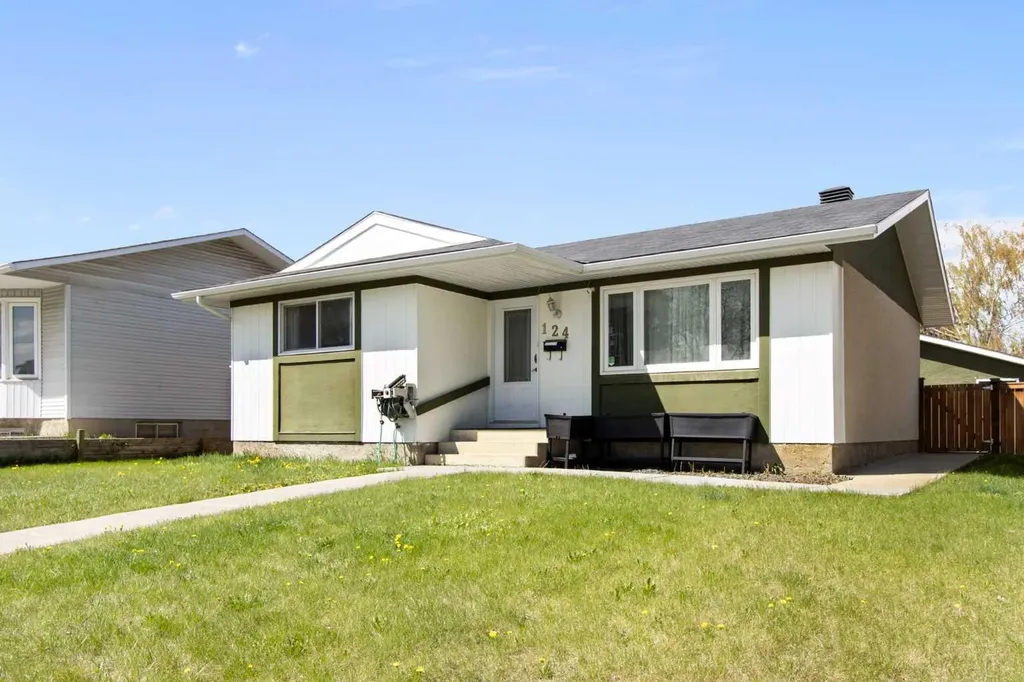 124 Maitland Drive NE Calgary AB T2A 5A5