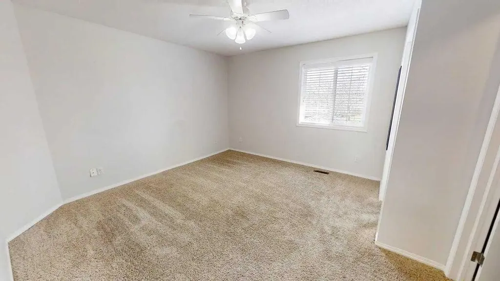 545 Highlands Boulevard W Lethbridge AB T1J 4V2