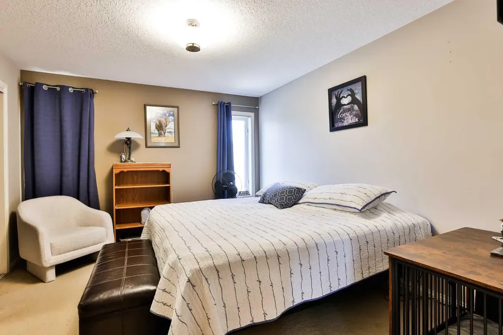 499 Lynx Crescent N Lethbridge AB T1H 6X5