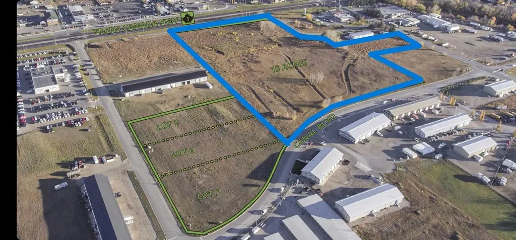 201 Canal Boulevard Strathmore AB T1P 0C4