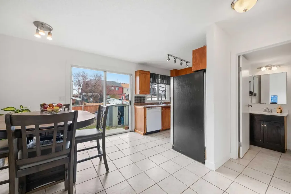 3312 56 Street NE Calgary AB T1Y 3W1