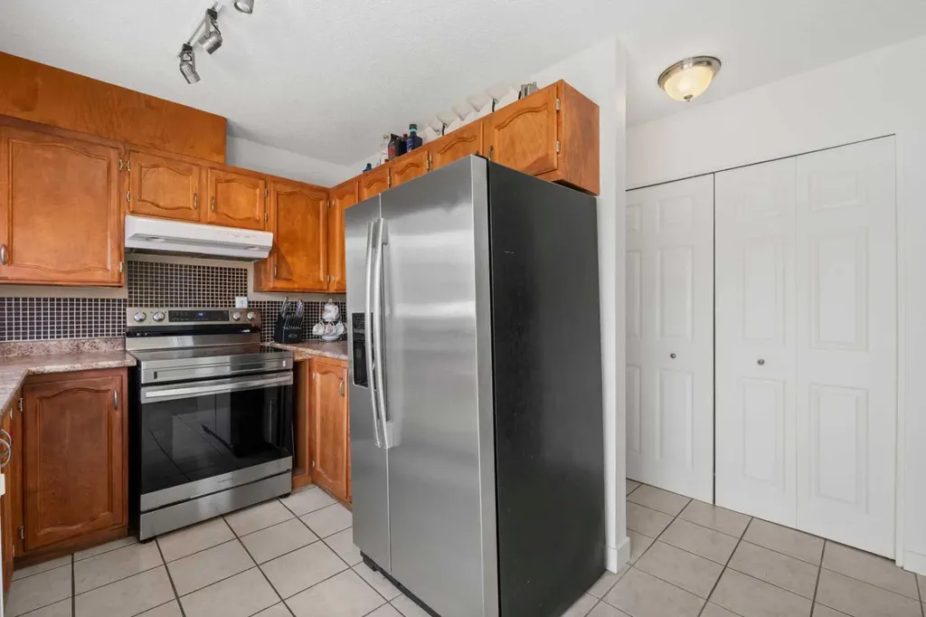 3312 56 Street NE Calgary AB T1Y 3W1