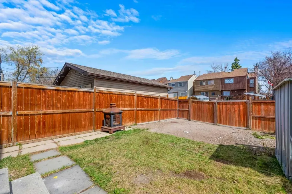 3312 56 Street NE Calgary AB T1Y 3W1
