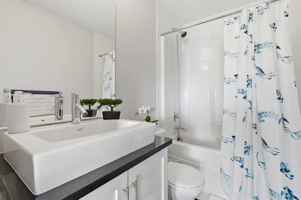 161 Rainbow Falls Glen Chestermere AB T1X 0S5