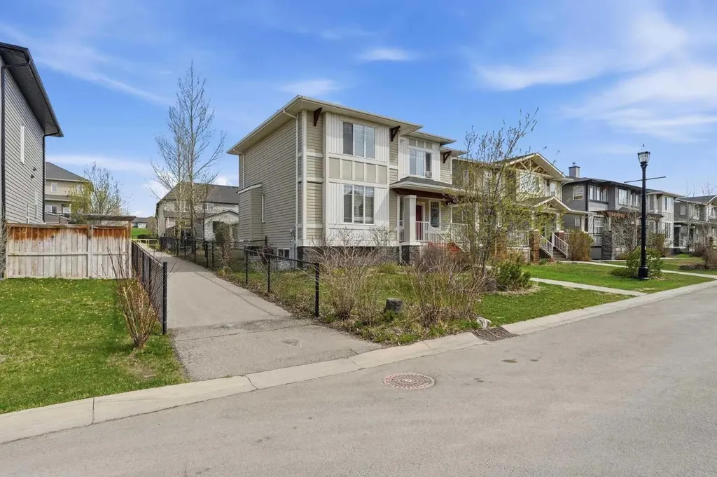 161 Rainbow Falls Glen Chestermere AB T1X 0S5