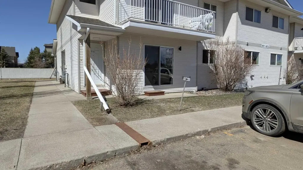 4917 68 Street Camrose AB T4V 4T8