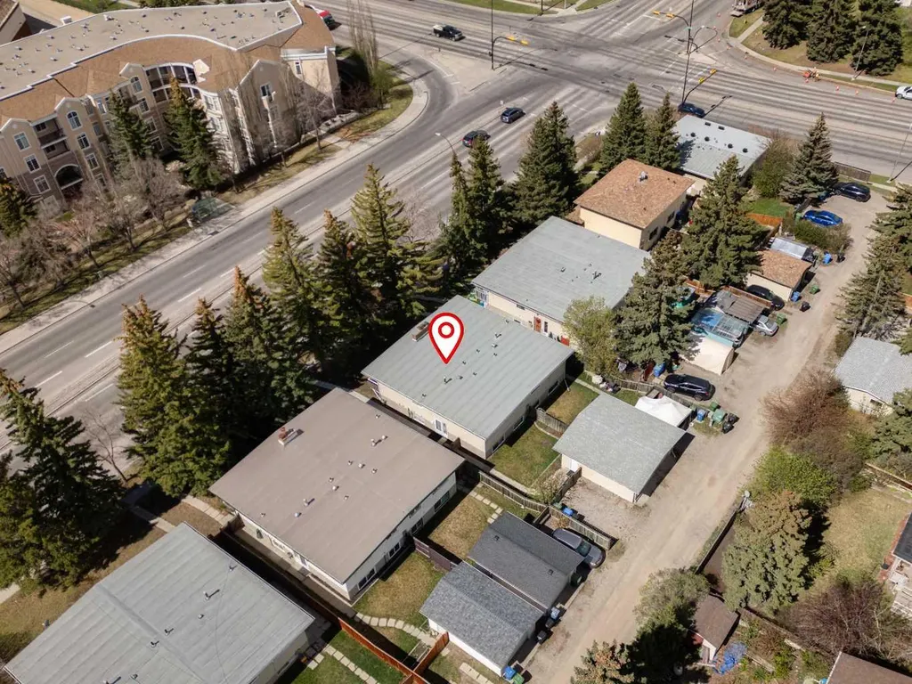 5222 Dalhousie Drive NW Calgary AB T3A 1B5