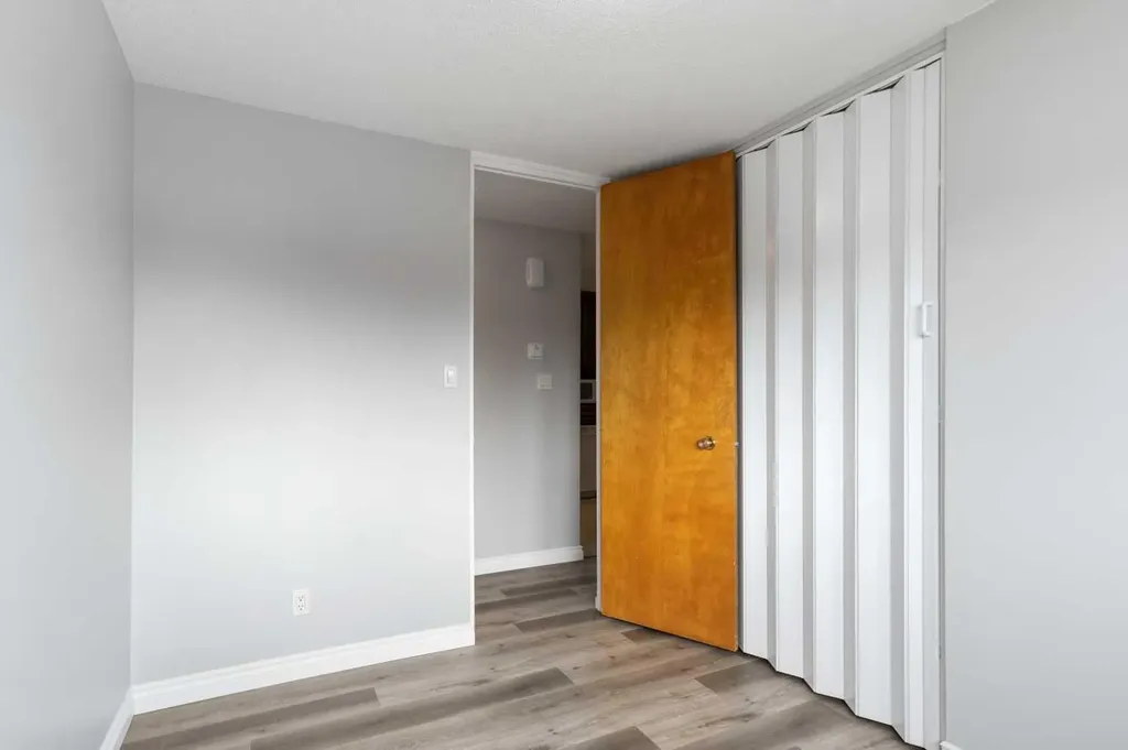 23 Clark Crescent Fort Mcmurray AB T9H 1M8