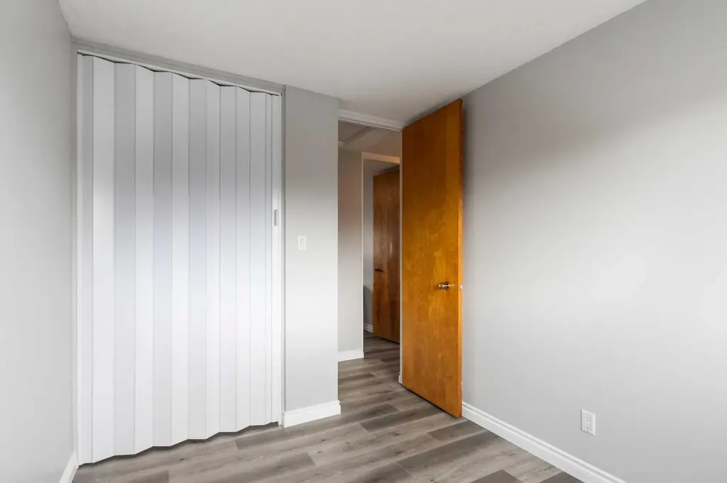 23 Clark Crescent Fort Mcmurray AB T9H 1M8