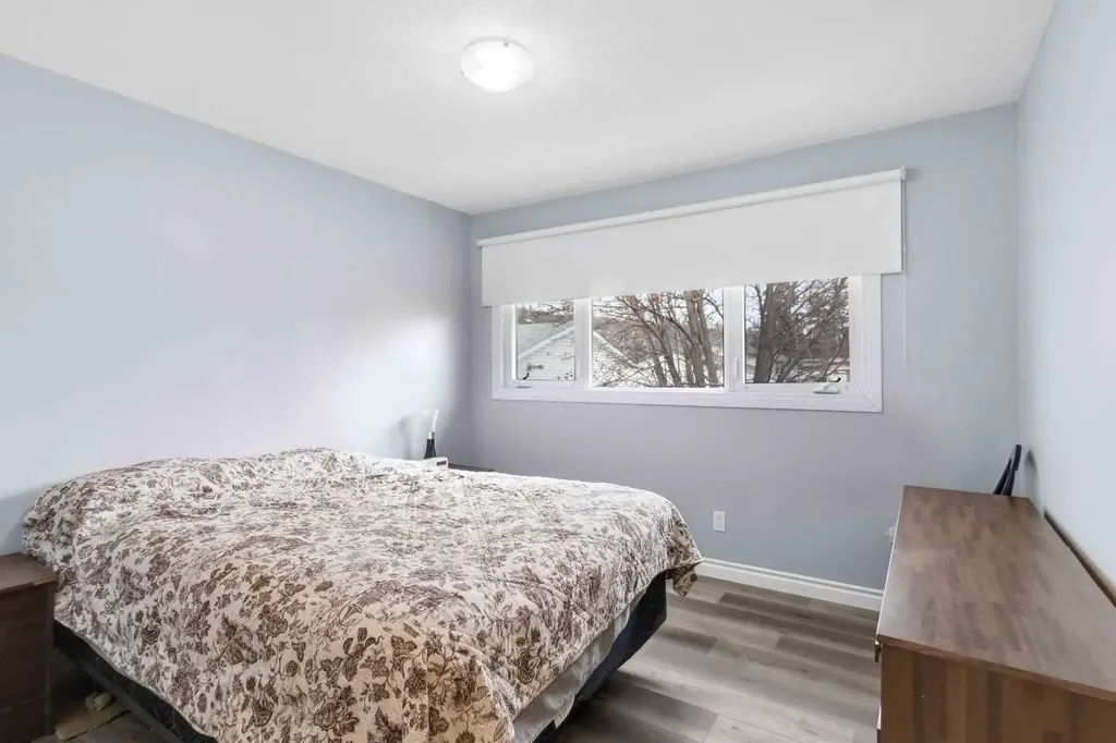 23 Clark Crescent Fort Mcmurray AB T9H 1M8
