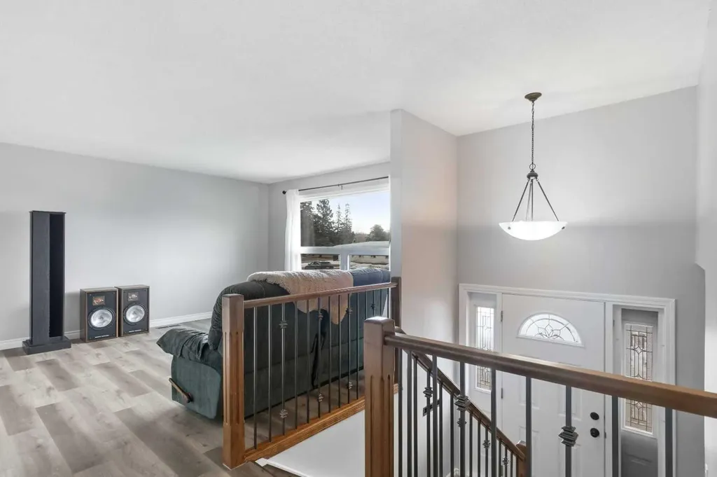 23 Clark Crescent Fort Mcmurray AB T9H 1M8