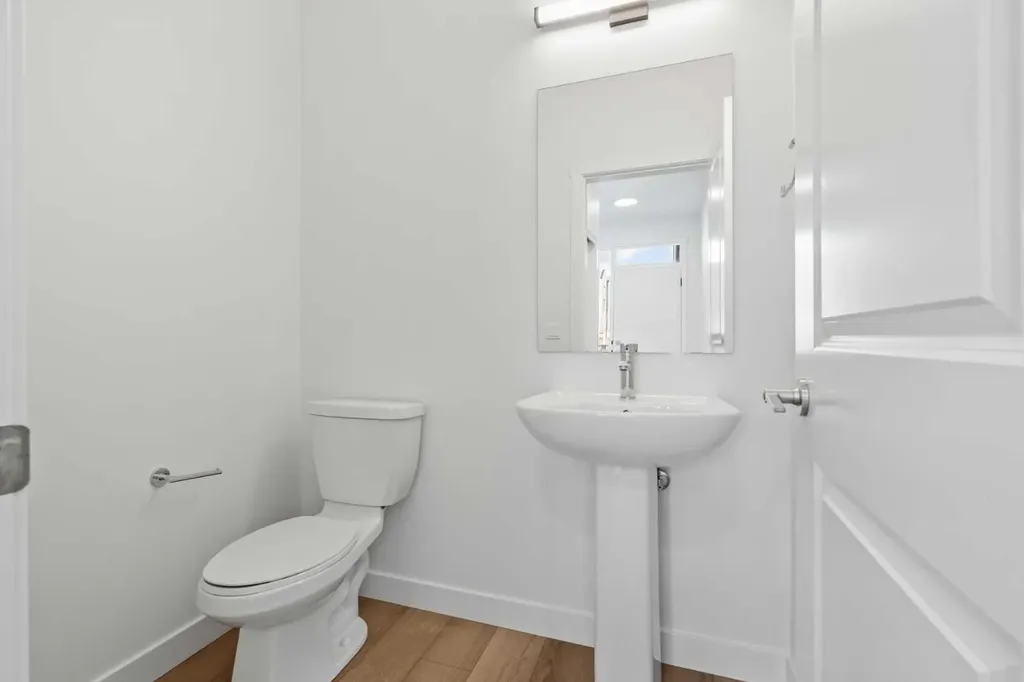 79 Eston Lane SE Calgary AB T2A 0M8