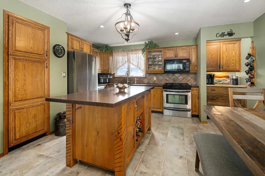 274048 Range Road 261 Rural Rocky View County AB T0M 0G0