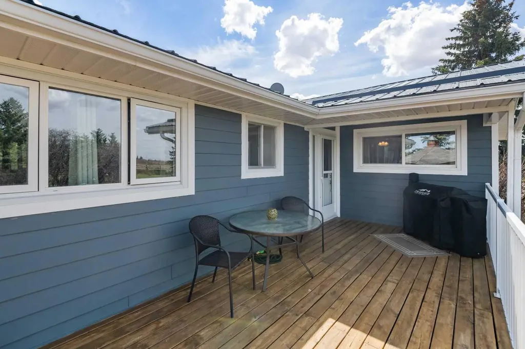 274048 Range Road 261 Rural Rocky View County AB T0M 0G0