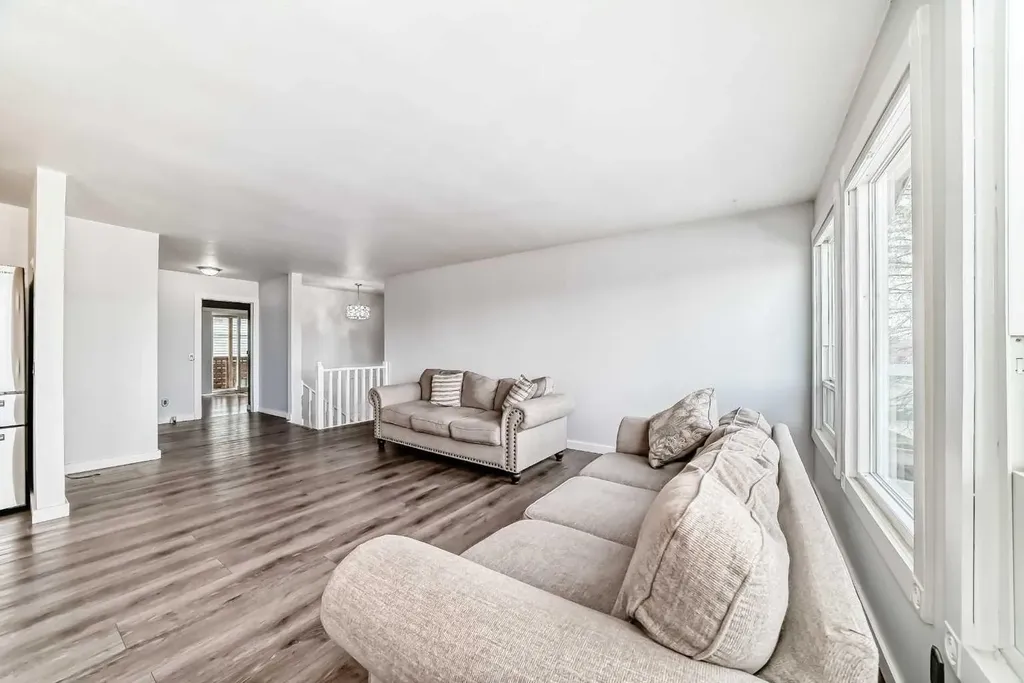 6824 Temple Drive NE Calgary AB T1Y4X8
