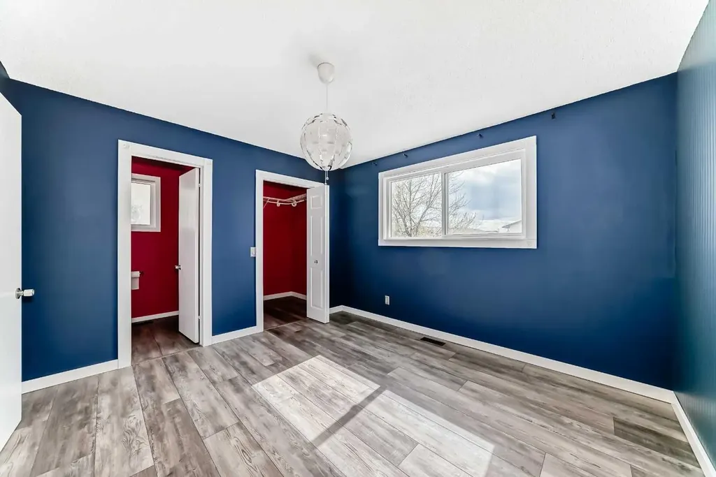 6824 Temple Drive NE Calgary AB T1Y4X8