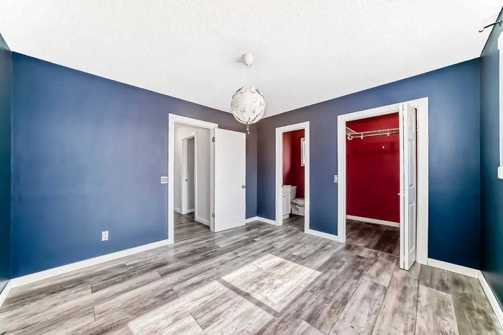 6824 Temple Drive NE Calgary AB T1Y4X8