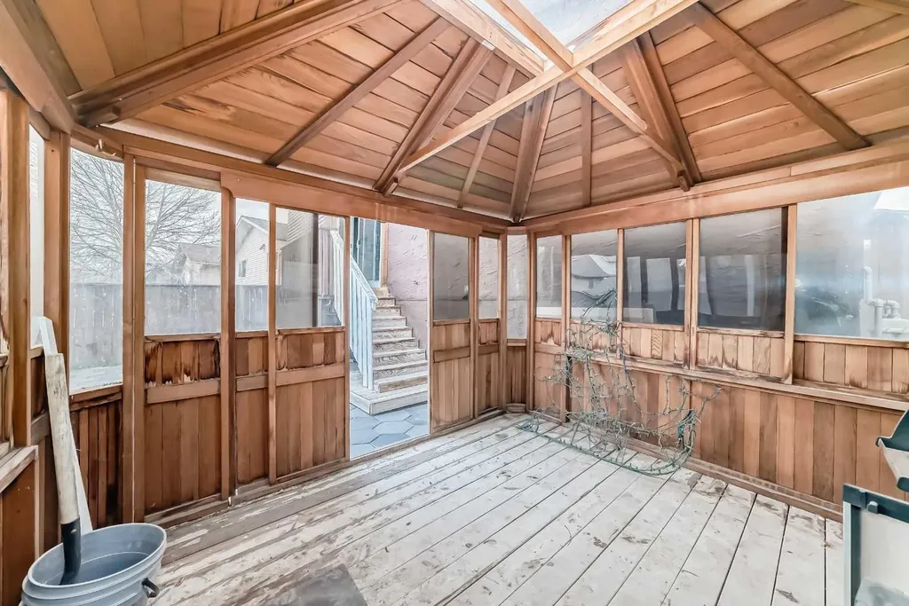 6824 Temple Drive NE Calgary AB T1Y4X8