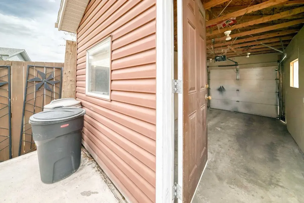 6824 Temple Drive NE Calgary AB T1Y4X8