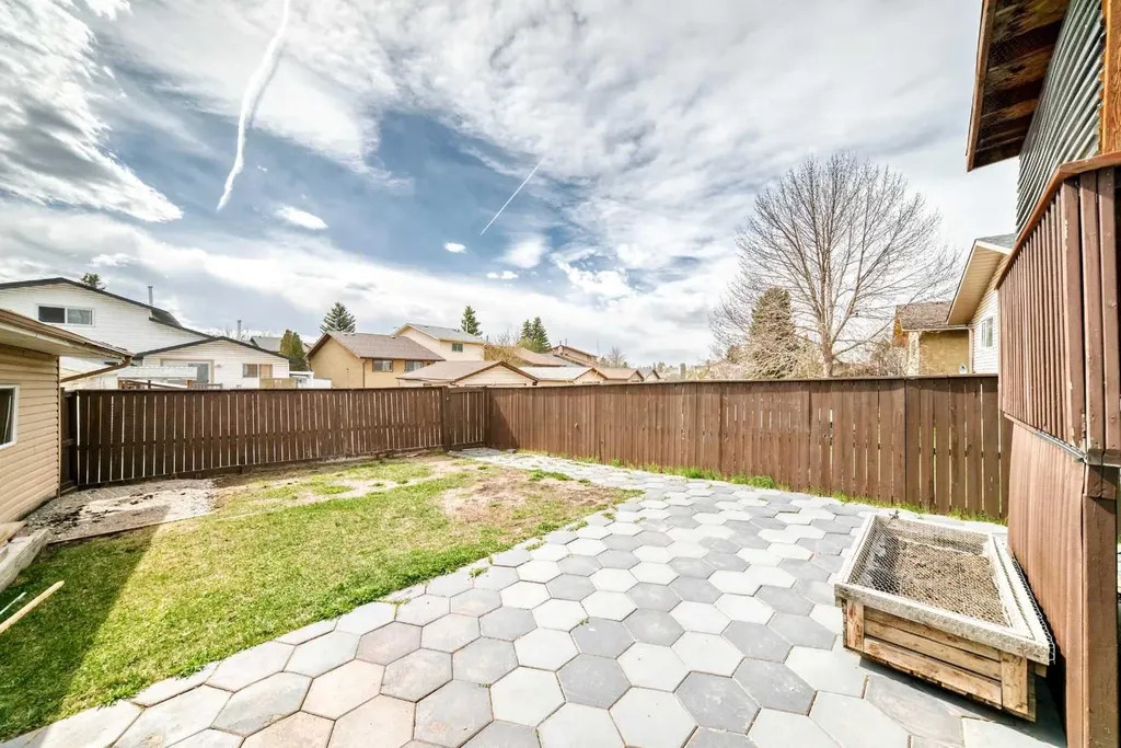 6824 Temple Drive NE Calgary AB T1Y4X8