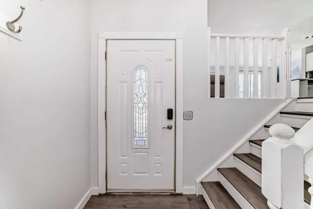 6824 Temple Drive NE Calgary AB T1Y4X8