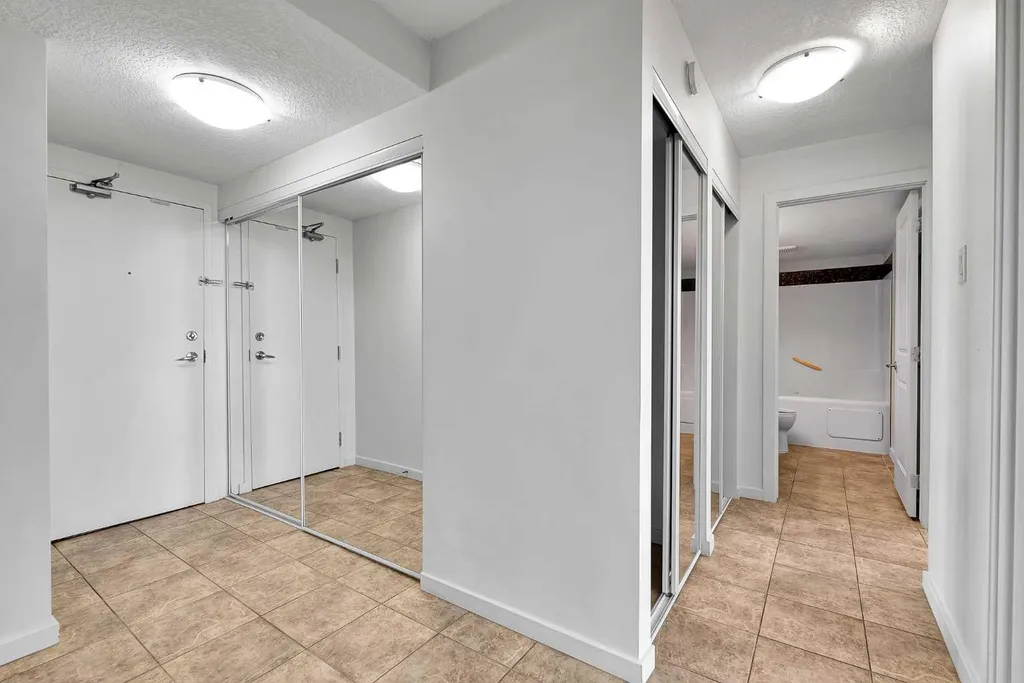 429 14 Street NW Calgary AB T2N 2A3