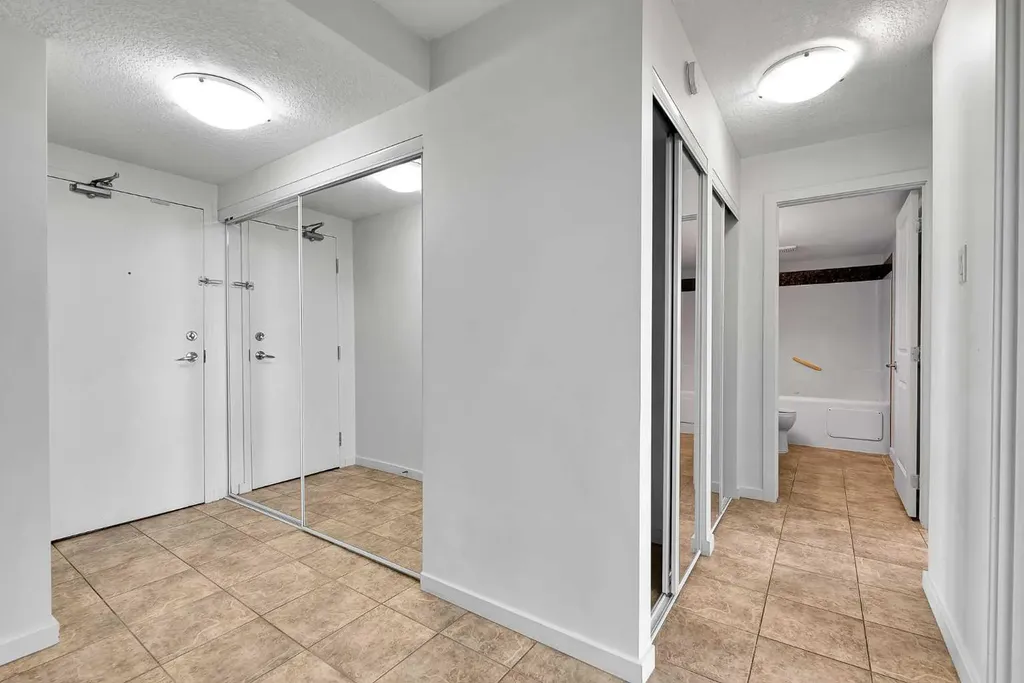 429 14 Street NW Calgary AB T2N 2A3