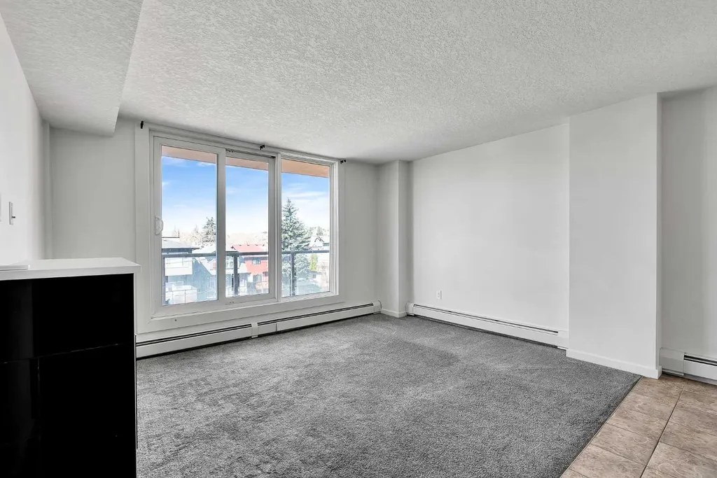 429 14 Street NW Calgary AB T2N 2A3