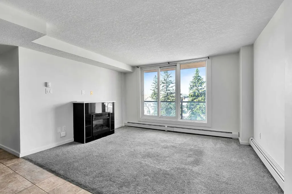 429 14 Street NW Calgary AB T2N 2A3