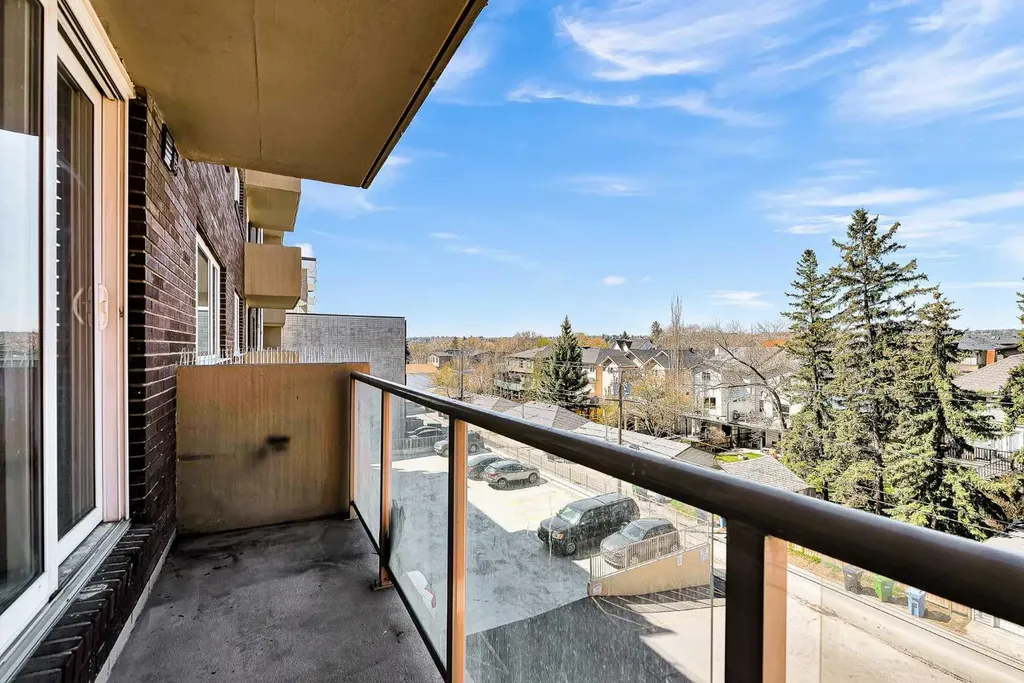 429 14 Street NW Calgary AB T2N 2A3